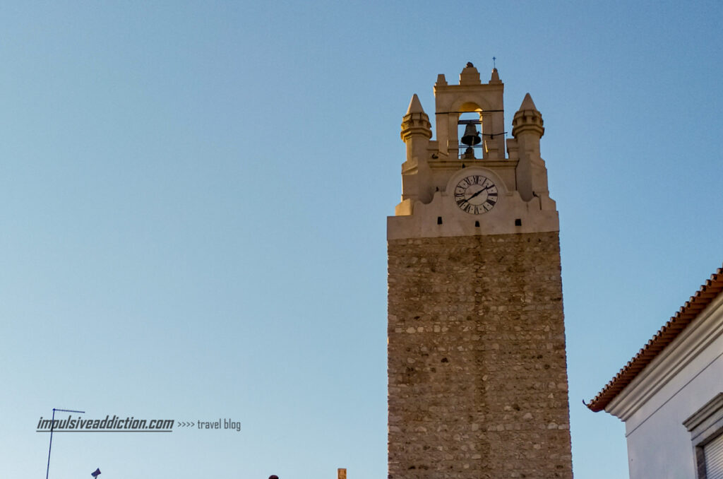 Pormenores da Torre do Relógio de Serpa