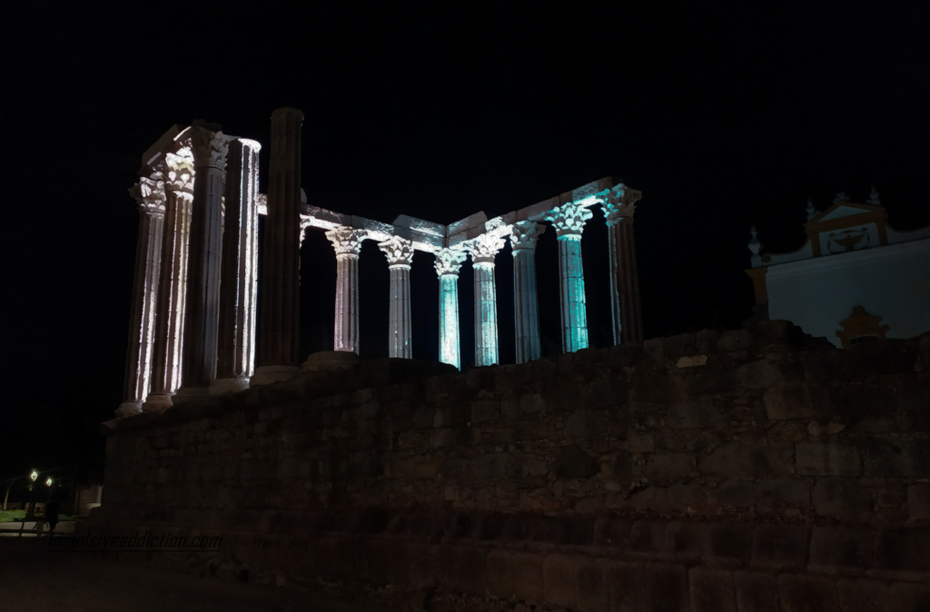 Roman Temple of Évora at night