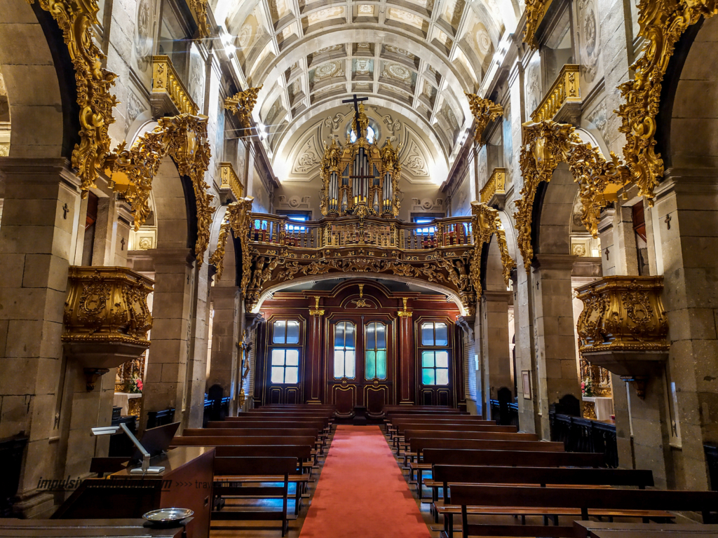 Church of Santa Cruz inside, when visiting Braga
