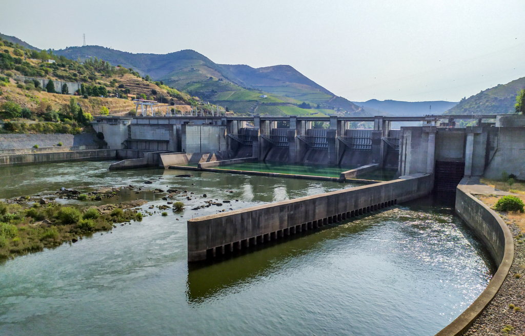 Peso da Régua Dam | Douro Valley Itinerary
