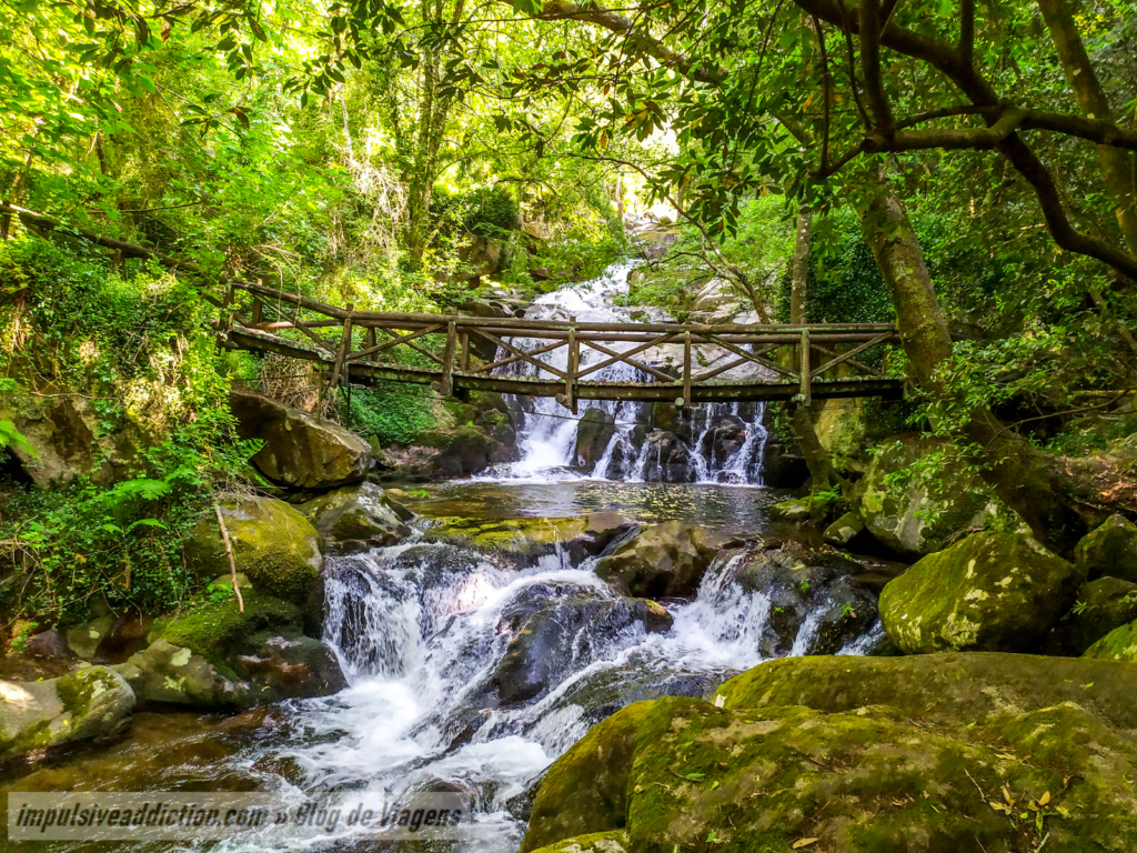 Cascata do Parque do Ribeiro de Sampaio ao visitar Resende