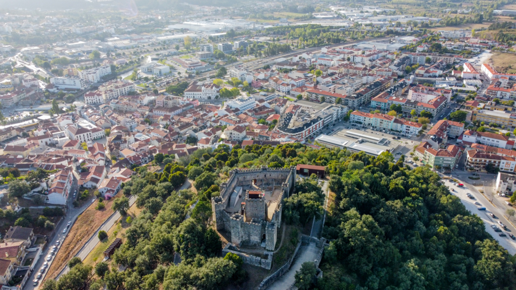 Imagem aérea do Castelo de Pombal
