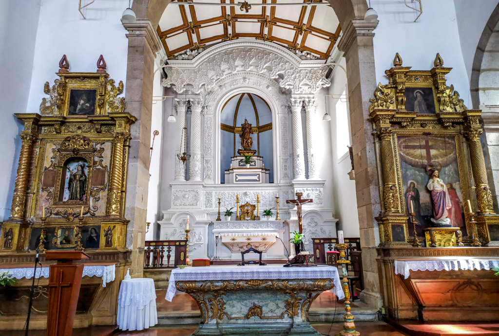Interior of the Church of Nossa Senhora da Graça