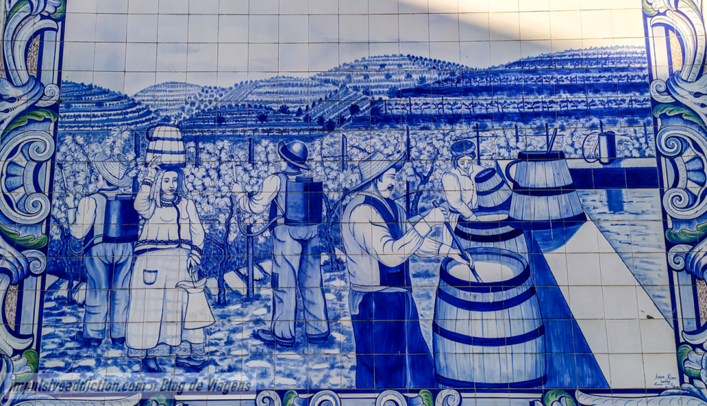 Exemplo do Painel de Azulejos da Linha do Douro