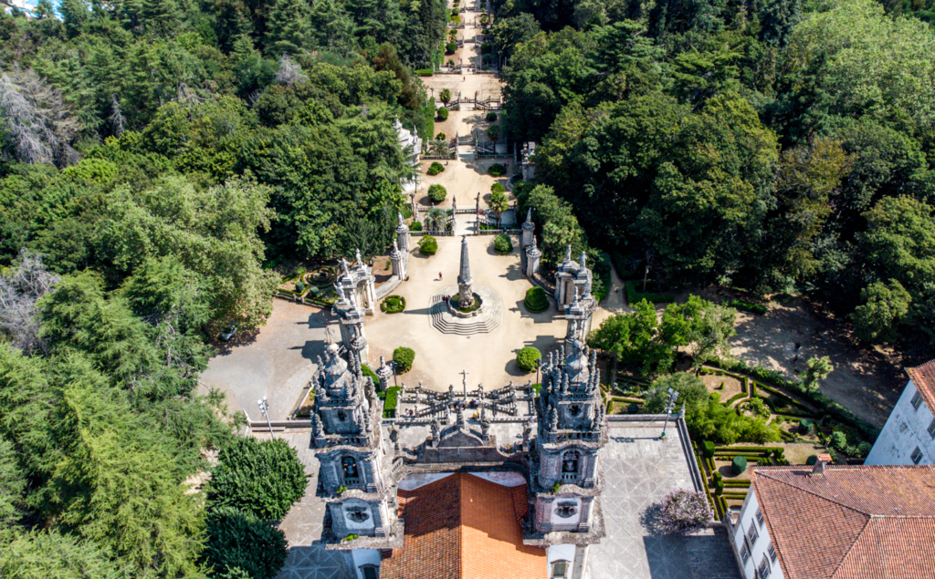 Courtyard of the Kings of the Sanctuary of Nossa Senhora dos Remédios