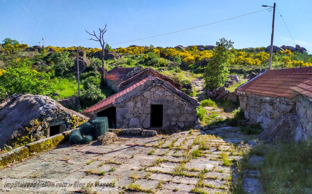 Aldeia de Vale de Papas | Serra de Montemuro ao visitar Cinfães