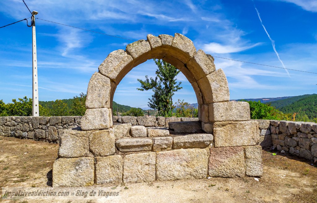 Arco de Paradela ao visitar Tarouca