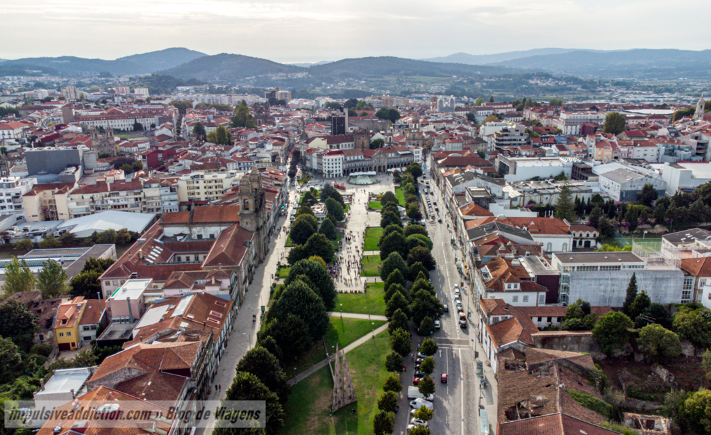 Imagem aérea da Avenida Central