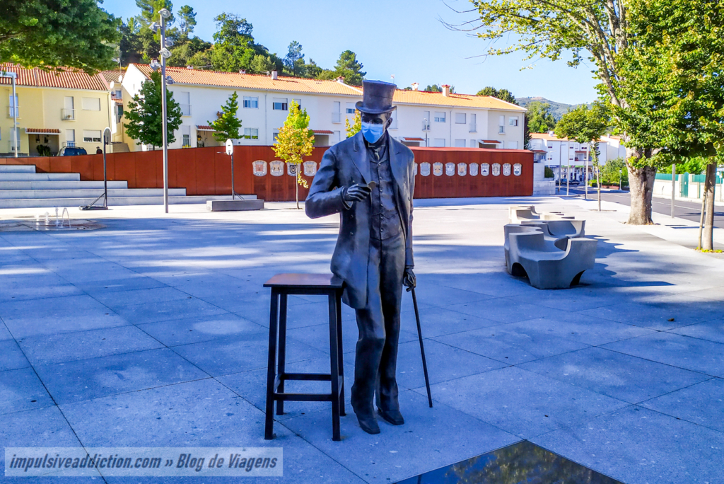 Praça Francisco Sá Carneiro, ao visitar Baião em período de pandemia