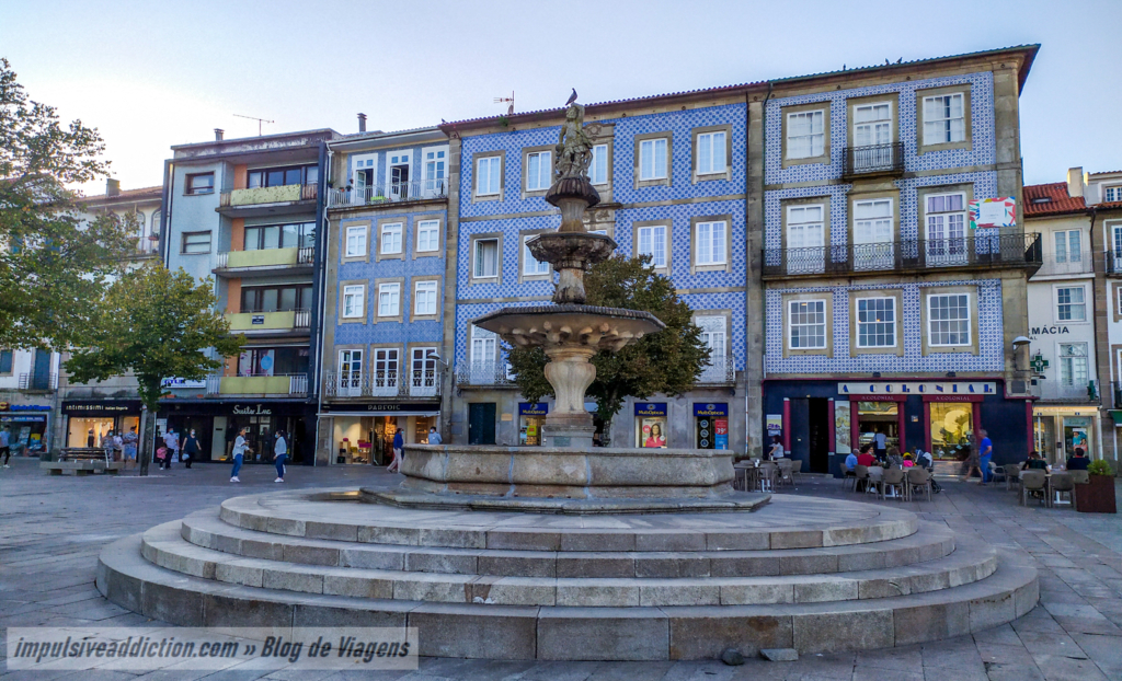 Chafariz do Largo da Porta Nova