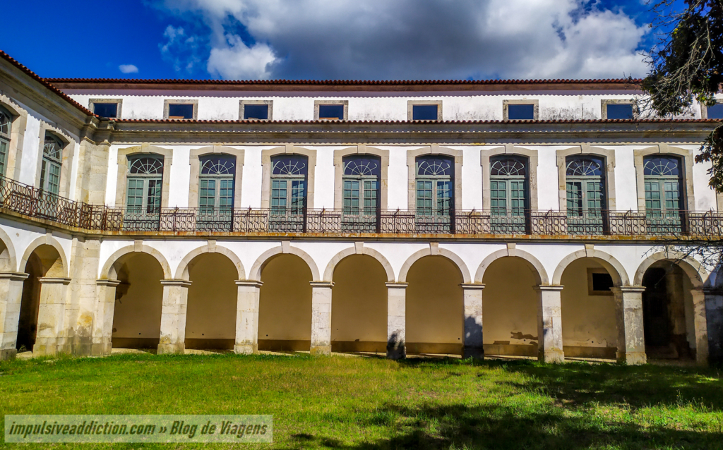 Claustro do Convento de Vilar de Frades