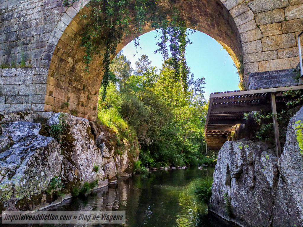 Ponte da Lagariça sobre o Rio Cabrum