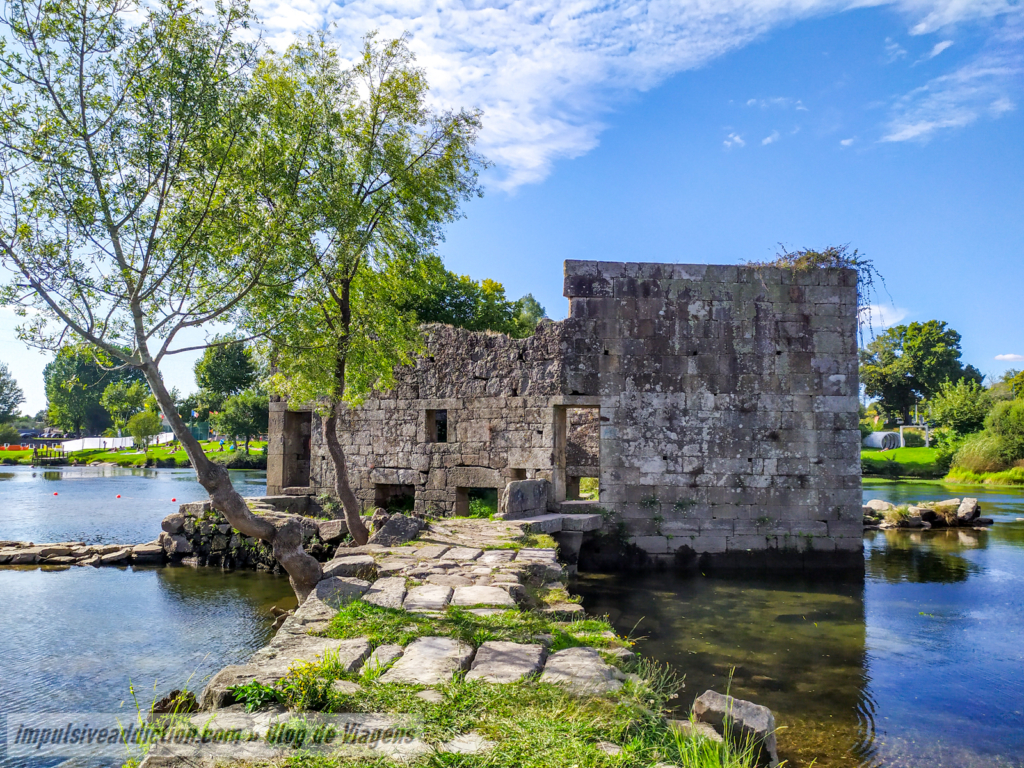 Antiga azenha junto da praia fluvial da Ponte do Bico