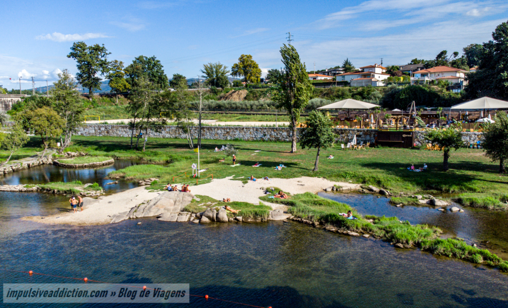 Praia Fluvial da Ponte do Bico no Rio Cávado