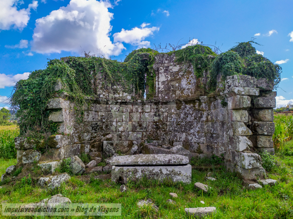 Ruins of the Convent of São Salvador do Banho