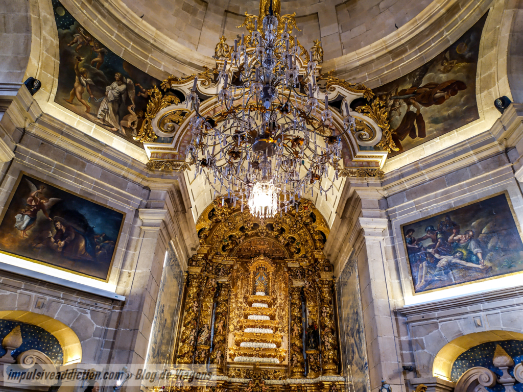 Interior do Templo do Bom Jesus da Cruz