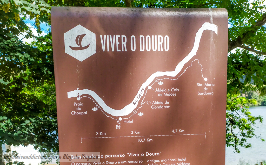 Cartaz "Viver o Douro"