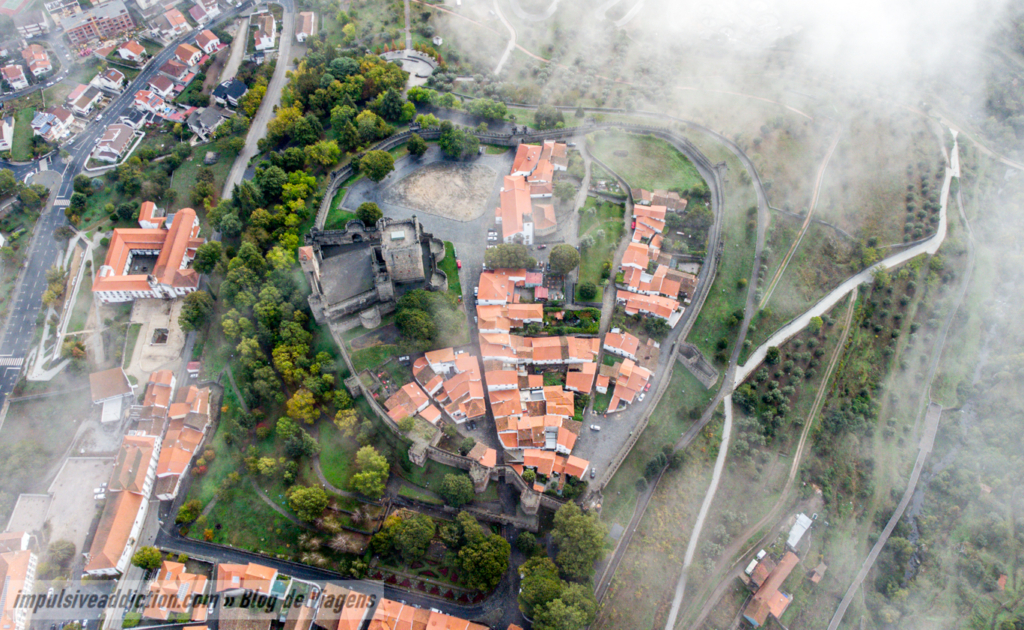 Imagem aérea do Castelo de Bragança e cidadela