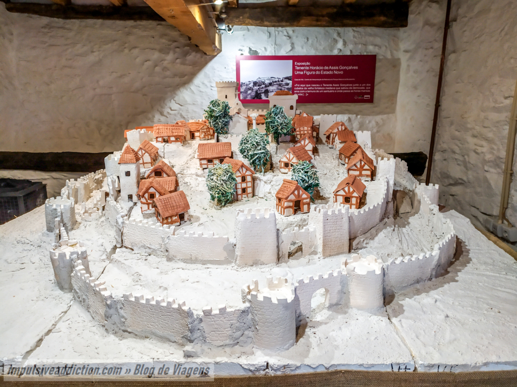 Maquete do Castelo de Vinhais na antiguidade