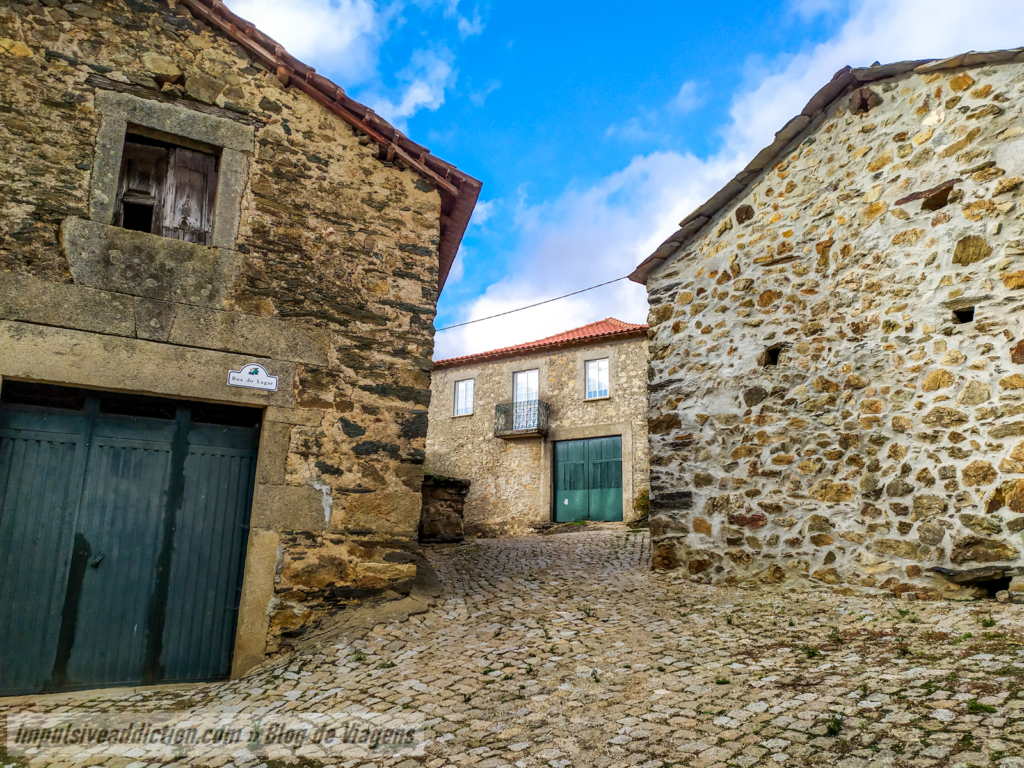 Aldeia de Cova da Lua