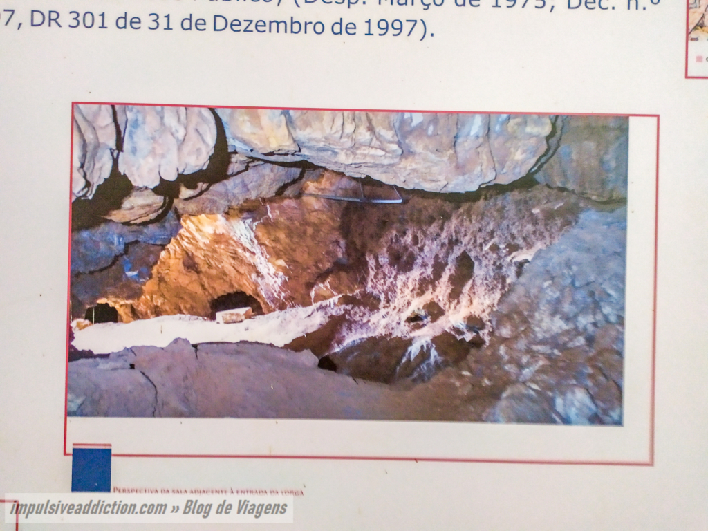 Imagem do Interior da Lorga de Dine, no Centro de Interpretação