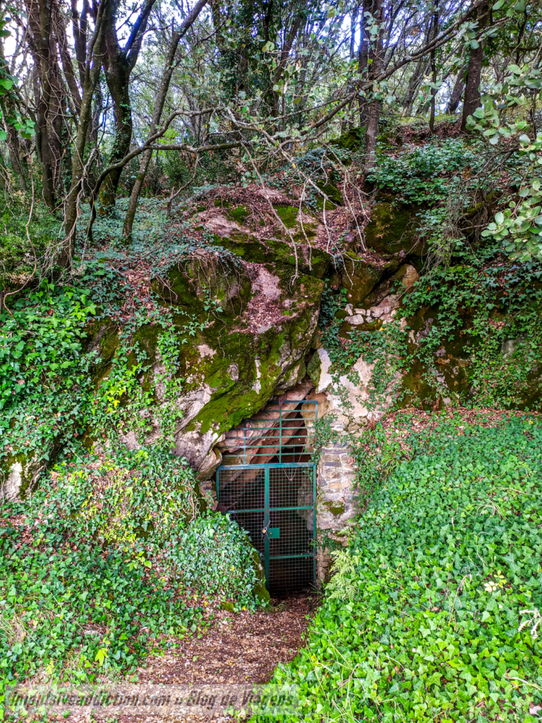 Entrada para a Lorga de Dine