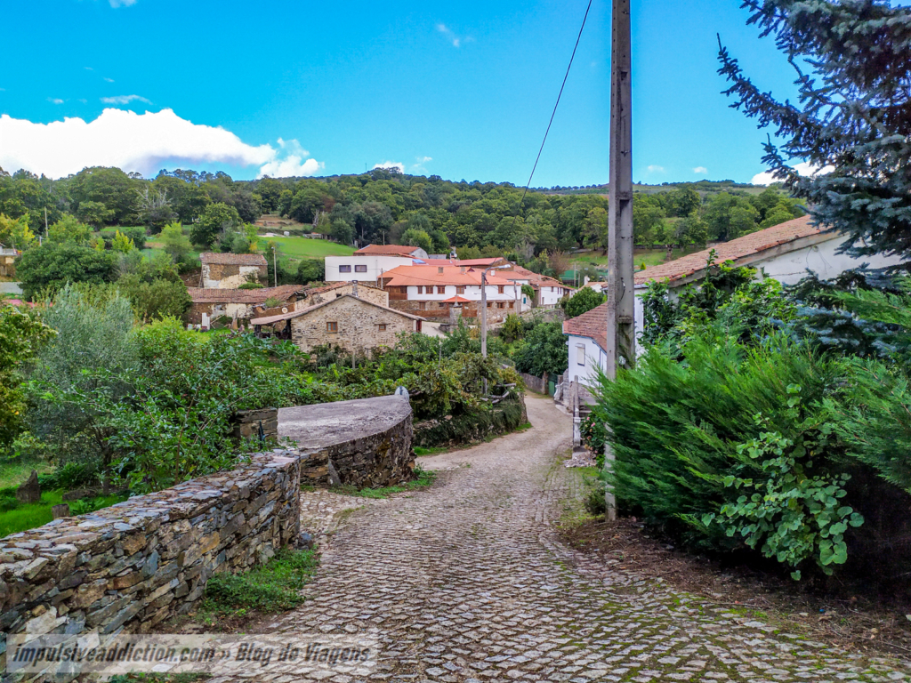 Aldeia de Dine