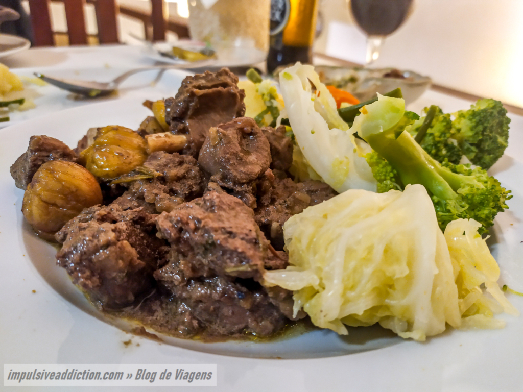 Javali estufado no Restaurante Poças