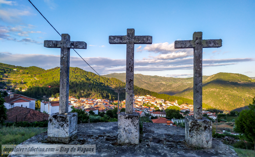 Miradouro para São Mamede de Ribatua