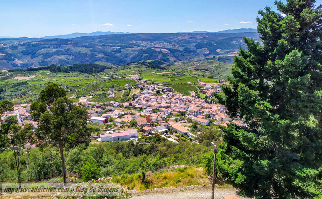 Miradouro para Sanfins do Douro