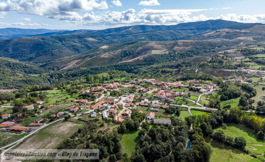 Aldeia de Moimenta da Raia