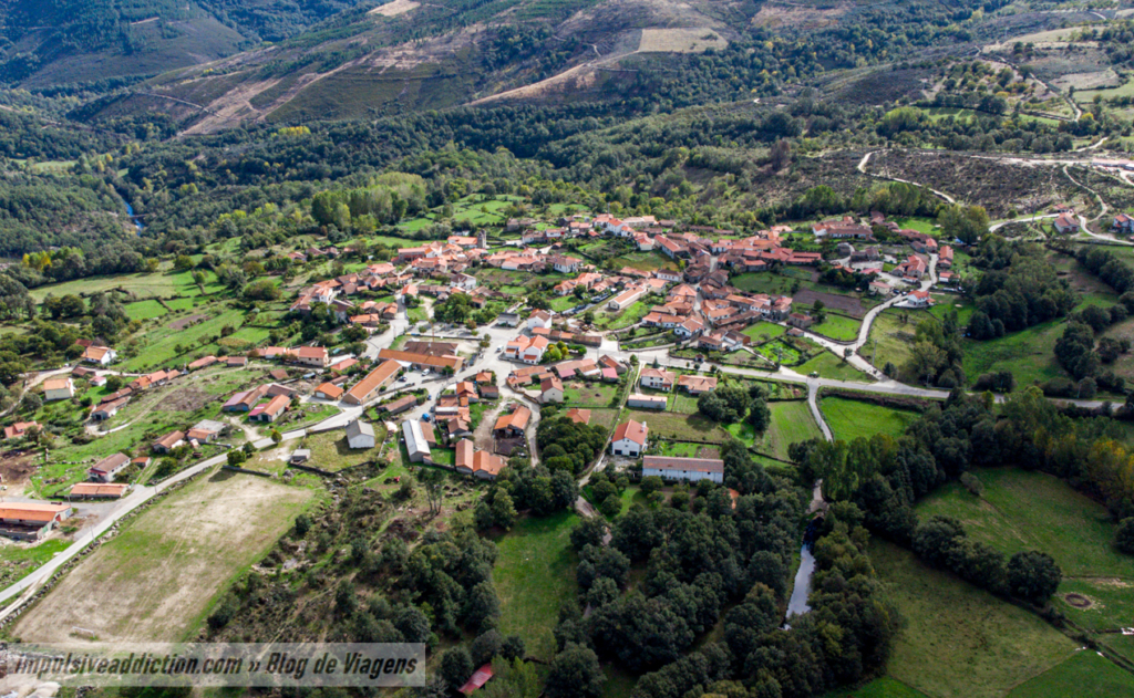Aldeia de Moimenta da Raia