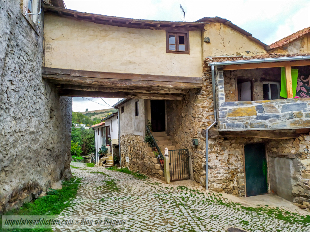 Village of Oleirinhos