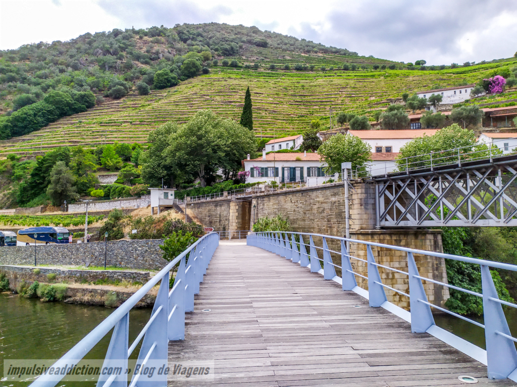 Ponte Pedonal do Pinhão