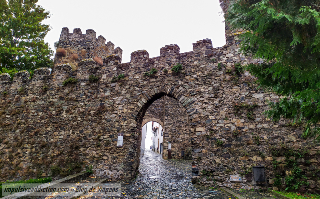 Entrada para a Cidadela do Castelo de Bragança