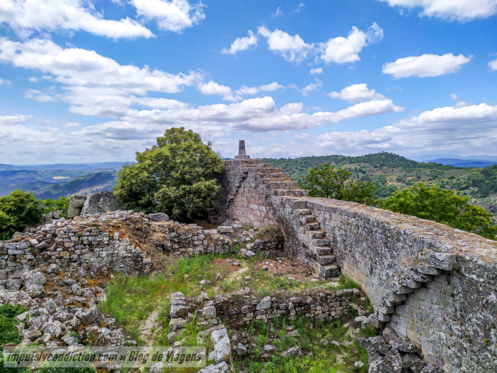 Detalhes do Castelo de Ansiães