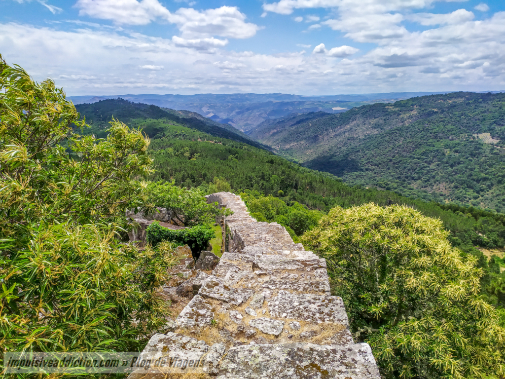 Detalhes do Castelo de Ansiães