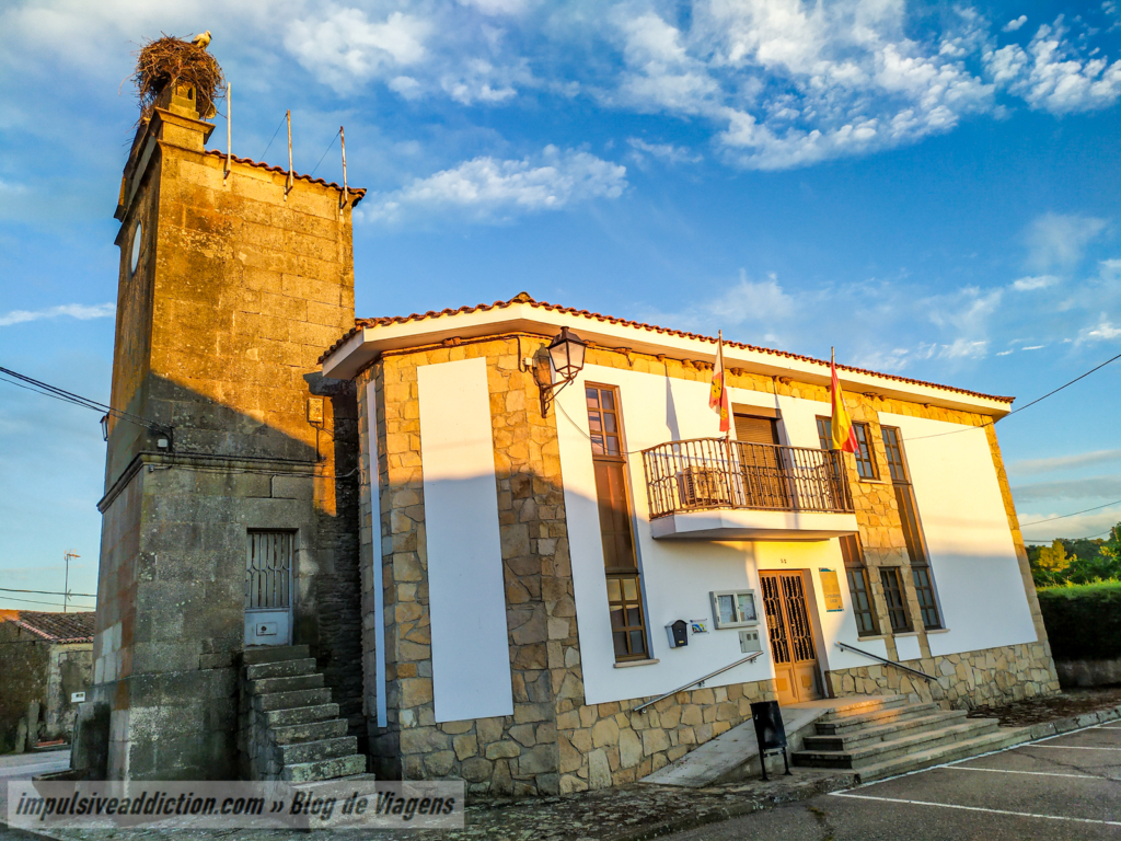 Torre de Cerezal de Peñahorcada