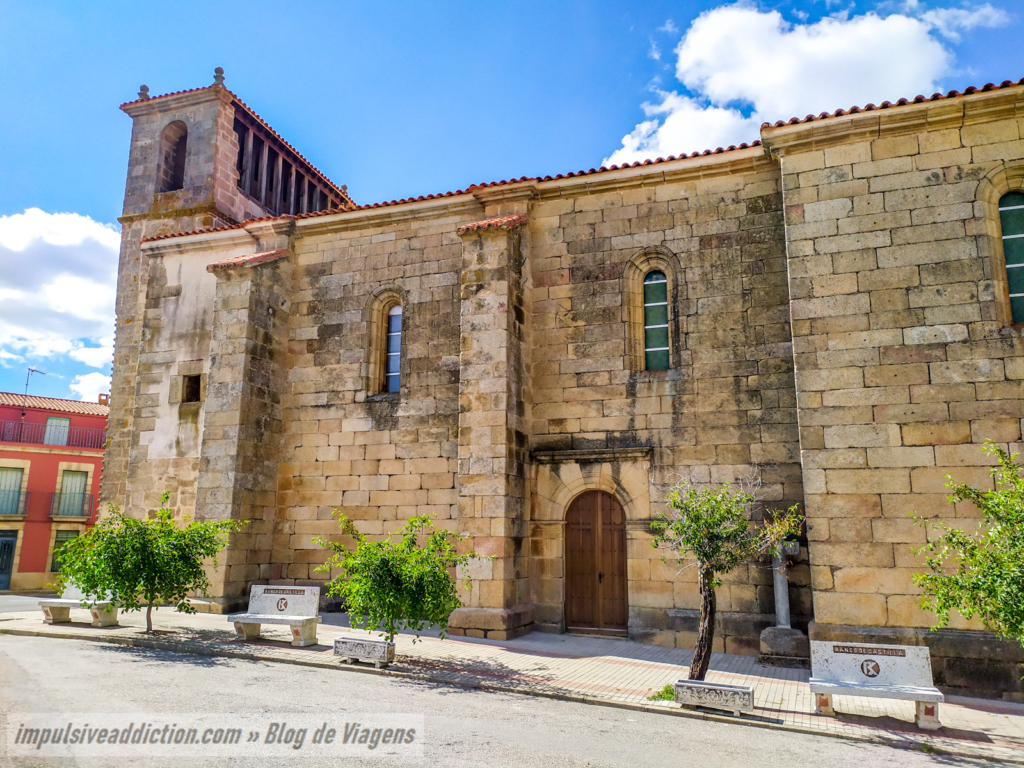 Igreja de São Nicolau de Bari ao visitar Masueco