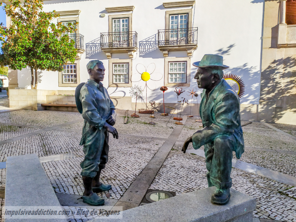 Estátuas do Largo dos Segadores