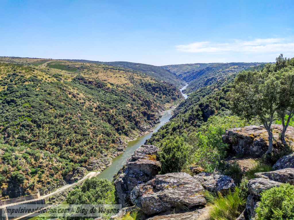 Penha das Torres Viewpoint | Douro International Natural Park