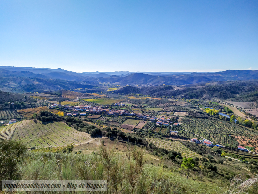 Vista do Santuário de Nossa Senhora dos Remédios (Vila Flor)