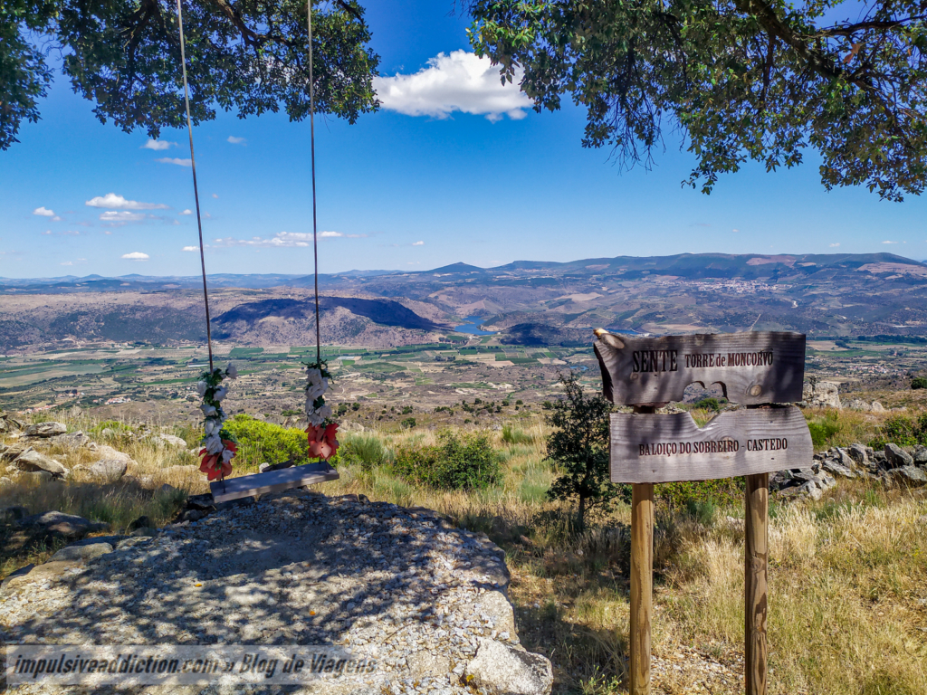 Baloiço do Sobreiro do Miradouro de Talegre