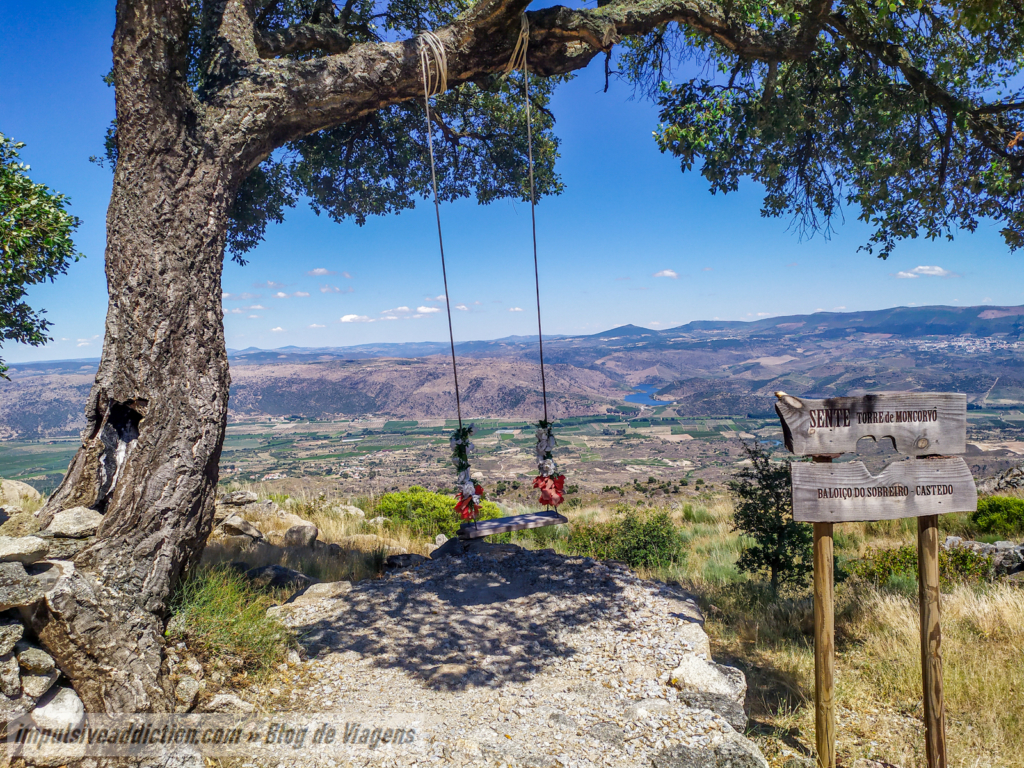 Baloiço do Sobreiro do Miradouro de Talegre