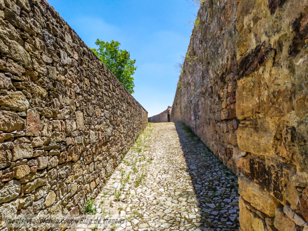 Muralha Pré-Românica de Miranda do Douro