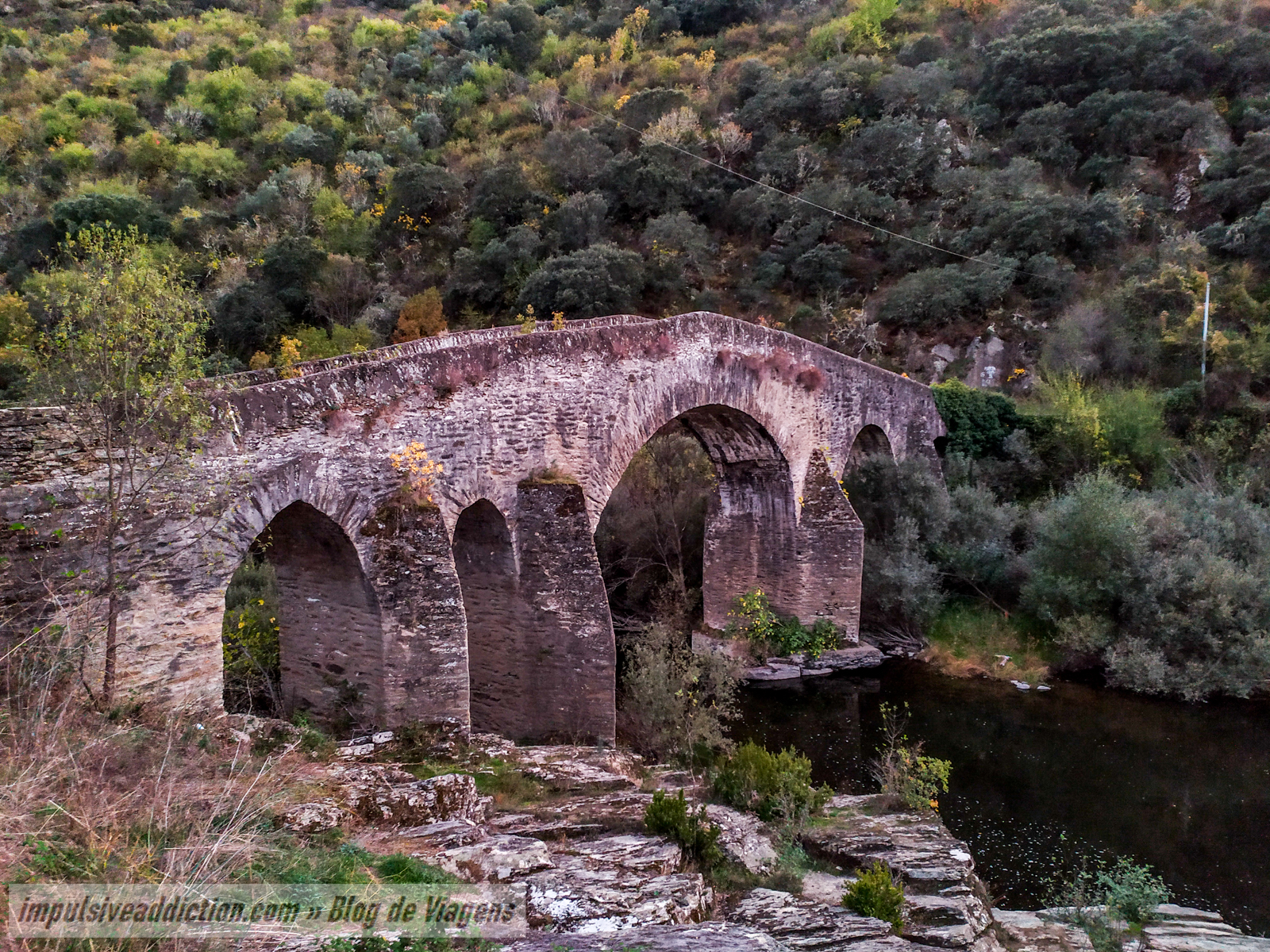 Ponte Medieval de Izeda