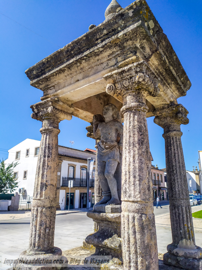 Cruzeiro da Praça Engenheiro Duarte Pacheco