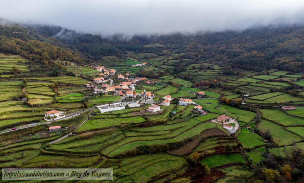 Aldeia de Labrujó na Mesa dos 4 Abades