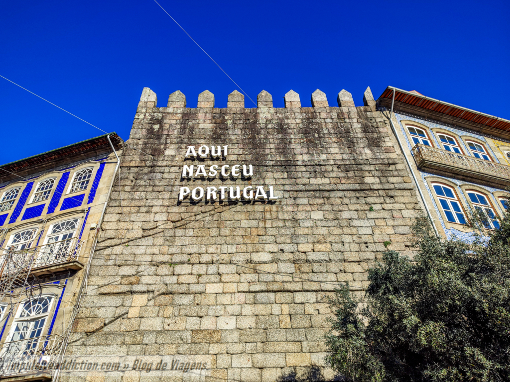 "Aqui Nasceu Portugal"