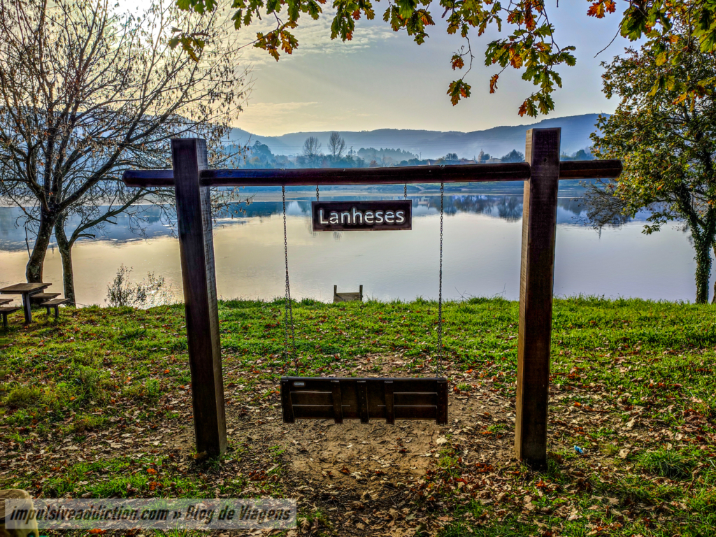 Lanheses Pier Swing
